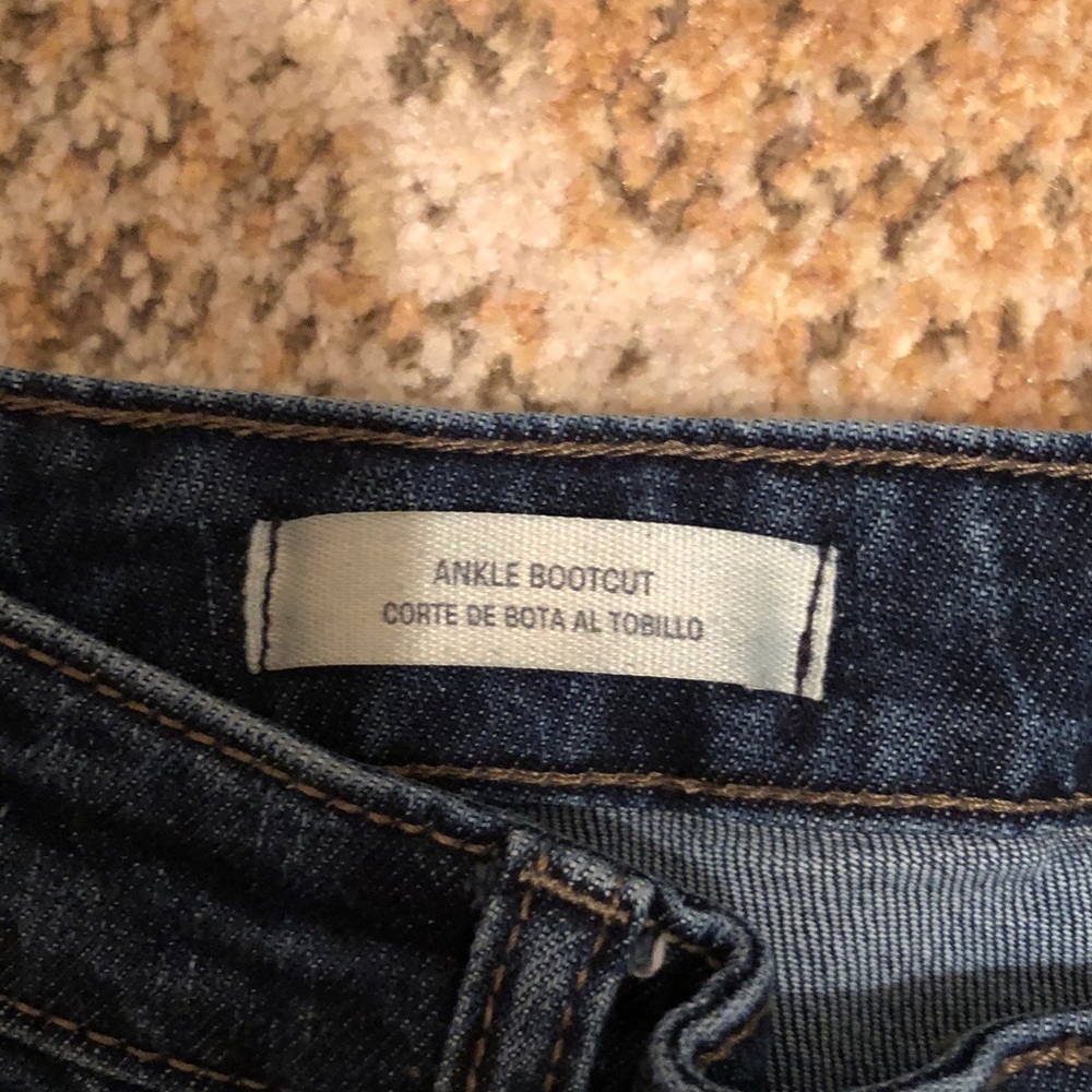 Universal Thread Dark Blue Wide Leg Jeans with Raw Hem - Picture 3 of 5